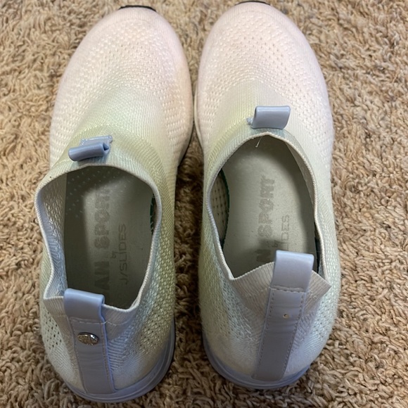 J/Slides gradient pastel tennis shoes, size 9 - Picture 4 of 13